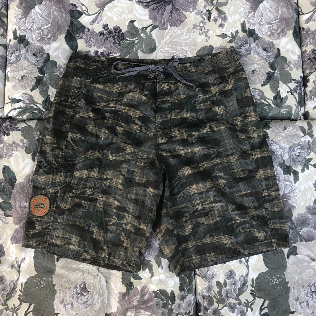Lucky Brand Board Shorts  34